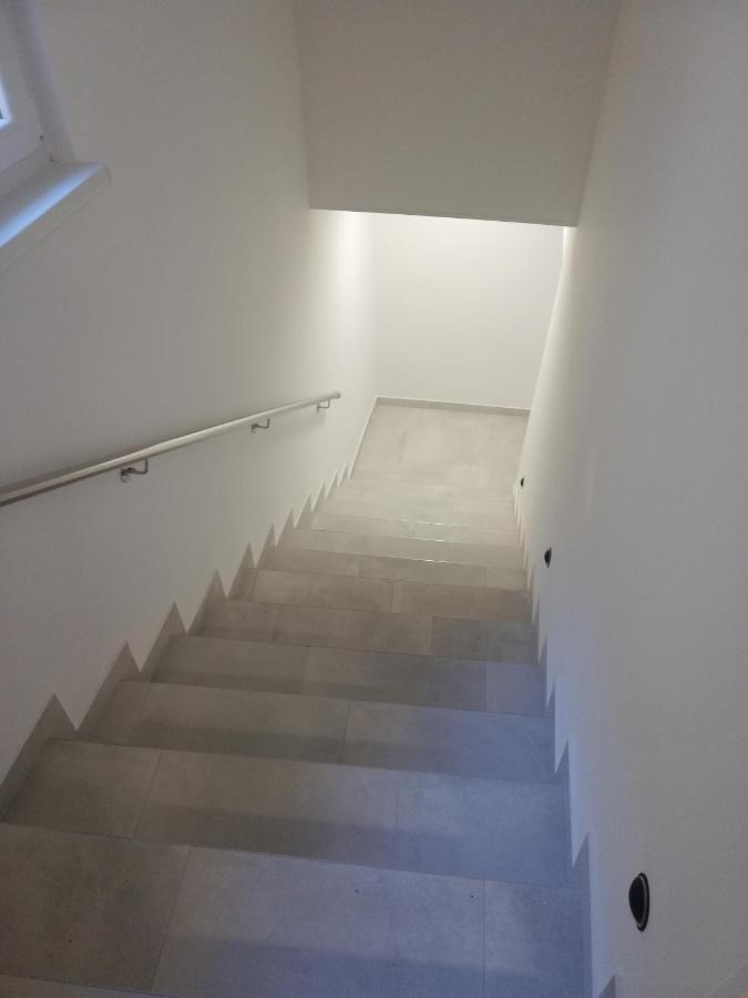Apartment Susanj Karlobag Esterno foto