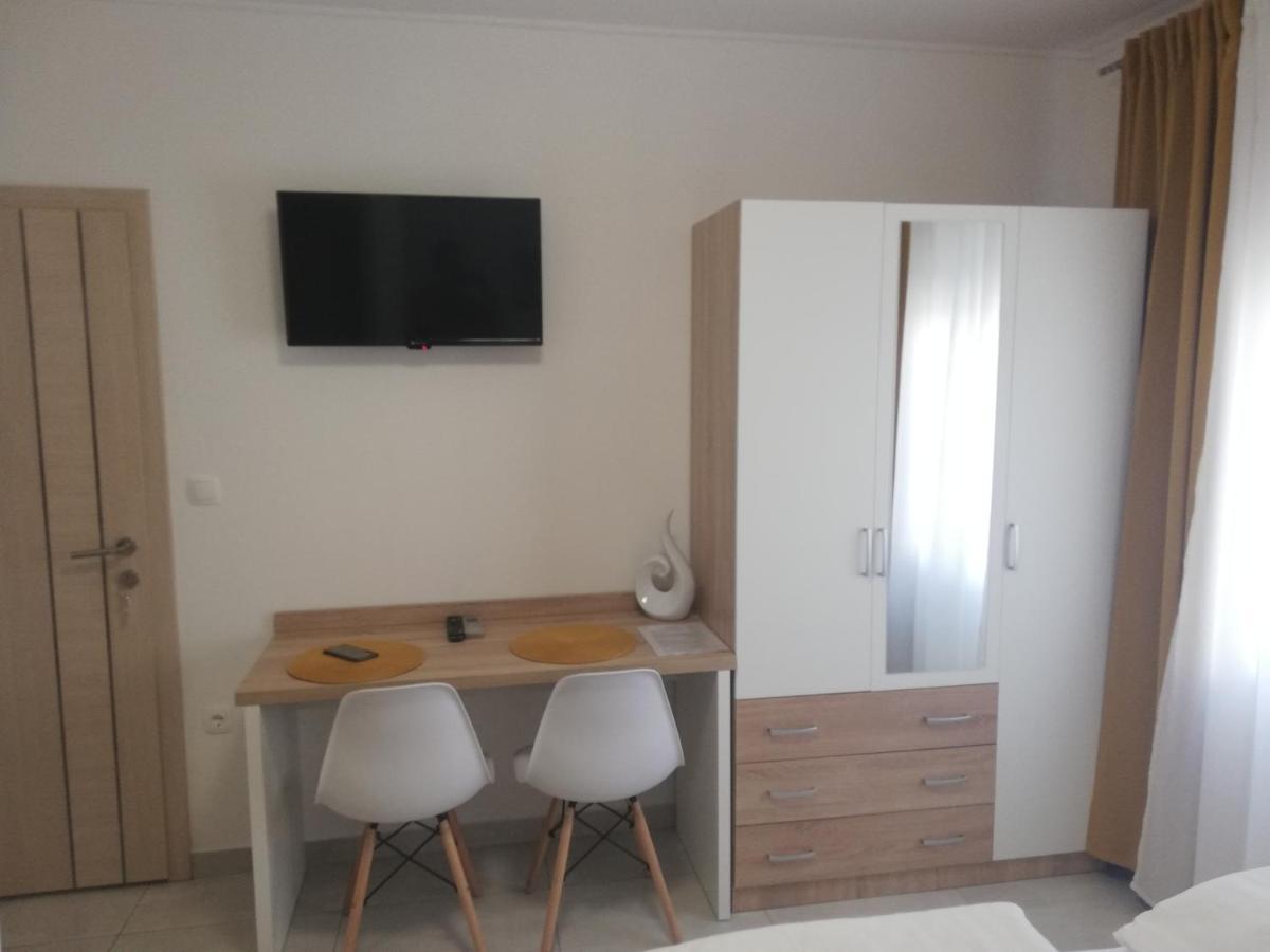 Apartment Susanj Karlobag Esterno foto