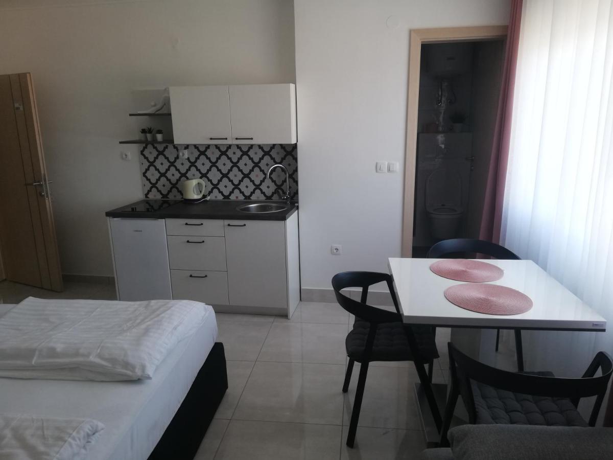 Apartment Susanj Karlobag Esterno foto