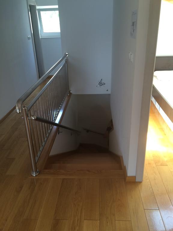 Apartment Susanj Karlobag Esterno foto