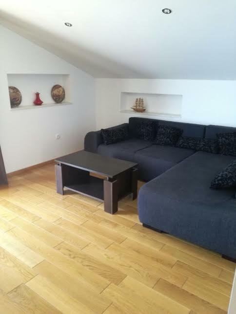 Apartment Susanj Karlobag Esterno foto